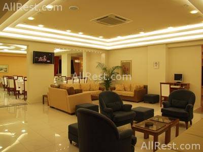 Dennys Inn Hotel 13